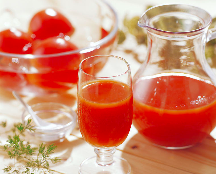 夏こそ飲んで！｢トマトジュース｣の驚くべきアンチエイジング効果5つ
