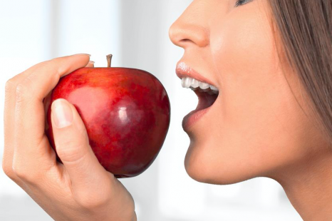 40•50代こそ食べたい！若返るリンゴの食べ方4つ