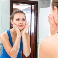 角質を優しくオフ。美容家愛用の「酵素洗顔パウダー」3選