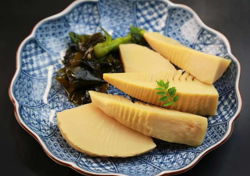 37677466 - japanese food / wakatakeni (simmered bamboo shoots and seaweed)
