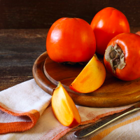 高い抗酸化力で美肌に役立つ！柿の栄養を効率的に摂る食べ方