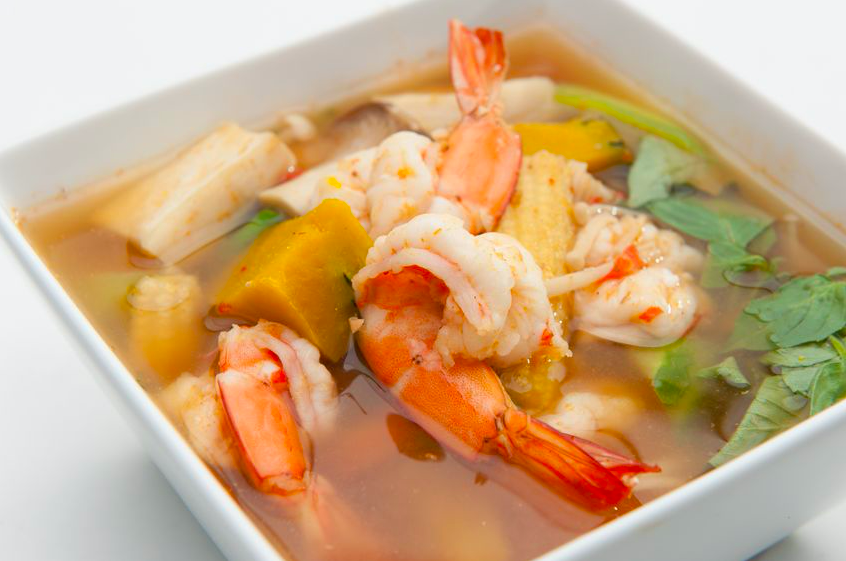 スパイス＆ハーブで腸活！スープが美味しいアジアン鍋レシピ