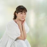 美容家・石井美保の透明美肌を支えているのはこの美白コスメ！愛用アイテムを公開！