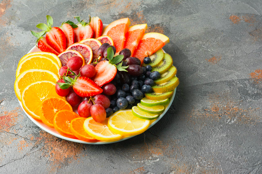 フルーツでシミ対策！薬膳的・美肌のために食べたい果物3つ