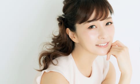 美容家・石井美保の透明美肌を支えているのはこの美白コスメ！愛用アイテムを公開！