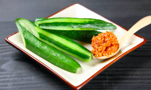 熱中症対策にも！水分をチャージして身体をうるおす夏野菜