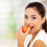 桃で痩せ体質に！？夏こそ食べるべき桃の美味しい食べ方