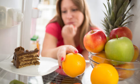 ダラダラ食べで太る！？巣ごもり太りを解消する方法4つ