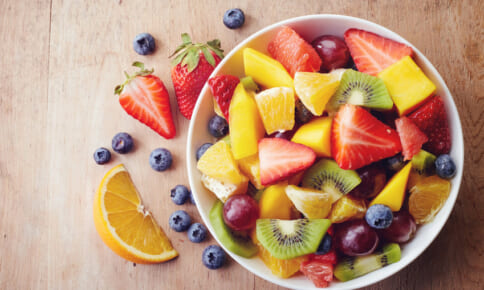 冷凍できるから毎日手軽に続けられる！腸活に役立つ旬の果物