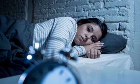 寝つきが悪い人がやりがちな安眠を妨げるNG習慣３つ