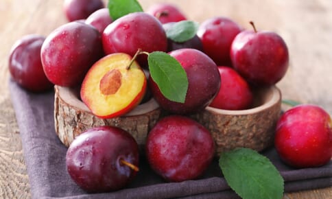 ヨーグルトで肌老化を抑える！夏に入れるべき果物3つ