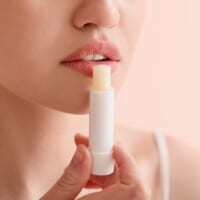 春のトレンドは？ 40・50代が今やりたい軽やか＆若見えリップメイク