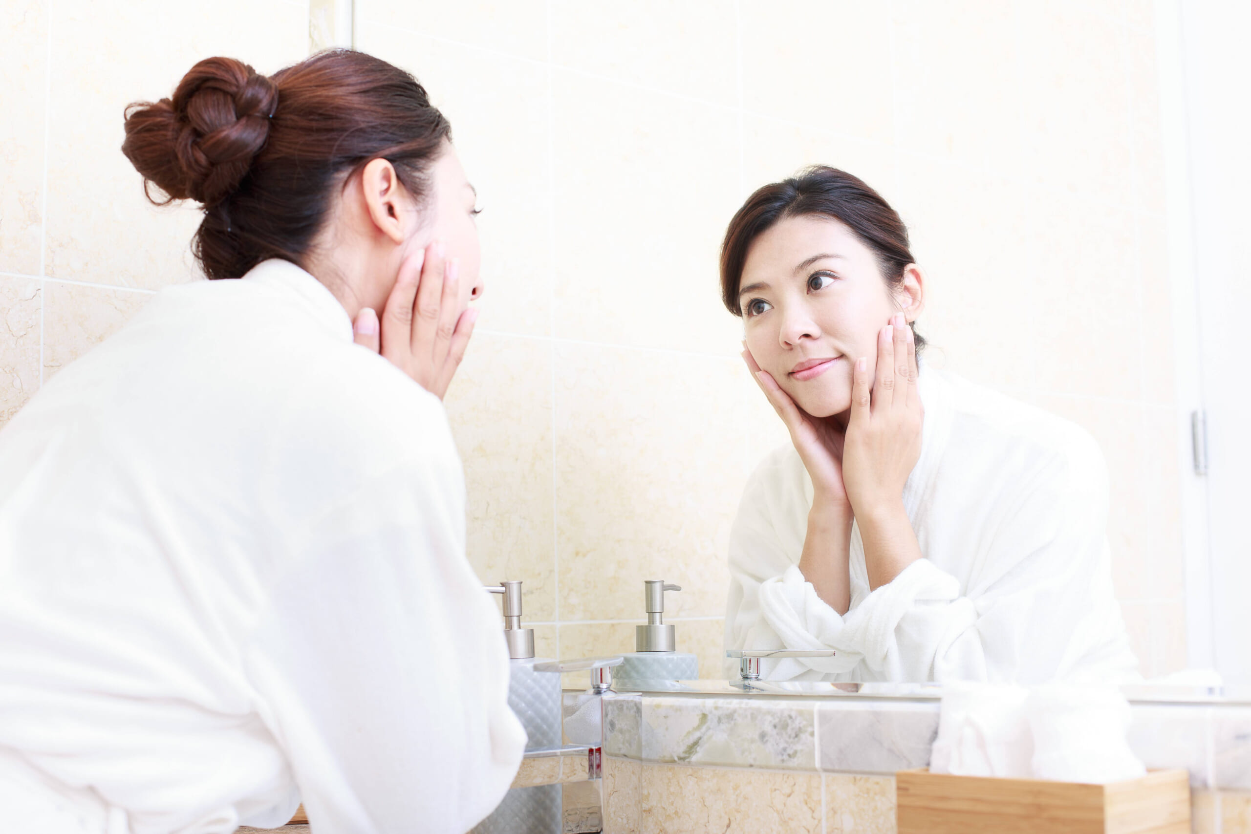 年齢による肌の乾燥…それ、もしかして○○が原因かも！