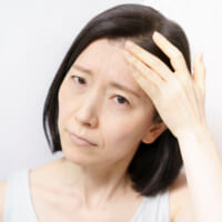 ムレやニオイが気になる…40・50代が夏にすべきデリケートゾーンケア