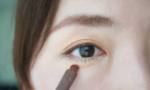 簡単＆若見えする！ 40・50代の涙袋のつくりかた