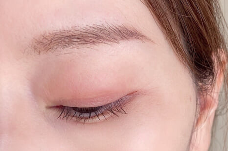 眉を変えると秋顔になる！ 40・50代の魅力を引き出すトレンド美人眉の作り方