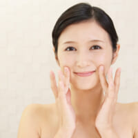 油断は禁物！ 40・50代が注意すべき晩秋の紫外線＆対策