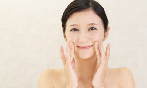 紫外線ダメージを放置しない！ 40・50代が今こそすべき美白ケア