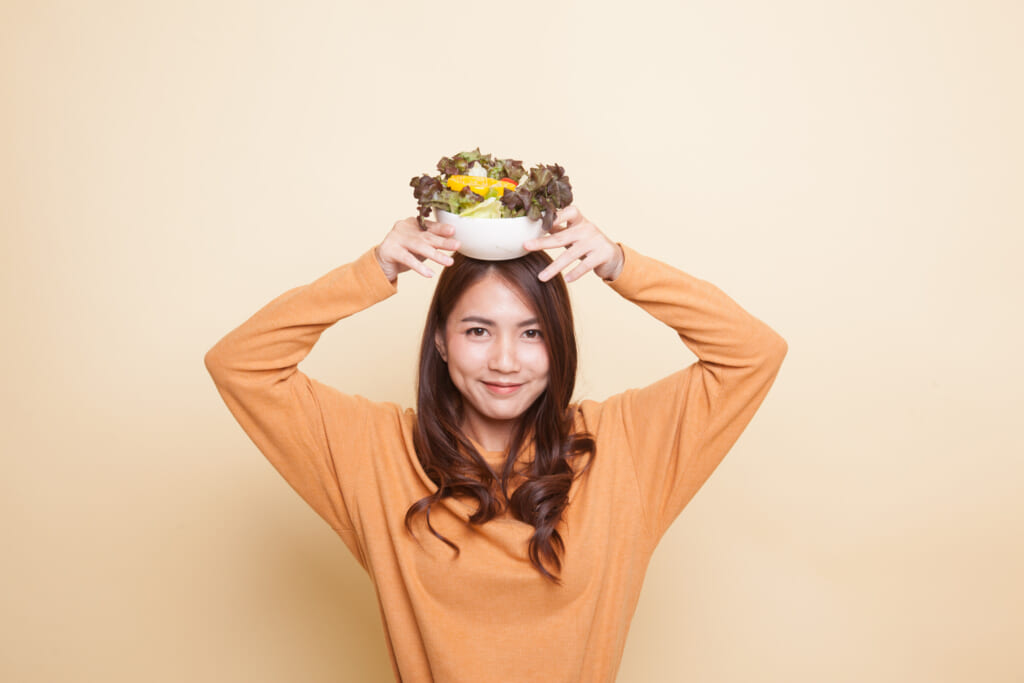 抜け毛・薄毛が気になる40・50代必見!絶対摂りたい栄養素って?