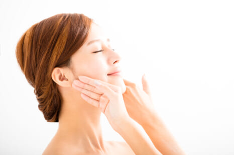 油断は禁物！ 40・50代が注意すべき晩秋の紫外線＆対策