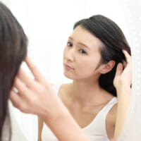 冬ダメージを放置しない！ 春に向けて整える40・50代のリセット◎ヘアケア