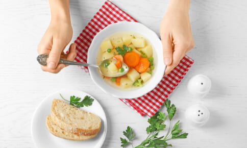 冬を元気に乗り切る！ 40・50代におすすめ◎腸を整えるスープ2つ