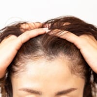 冬ダメージを放置しない！ 春に向けて整える40・50代のリセット◎ヘアケア
