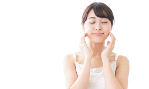 導入美容液は本当に必要か？使い方や効果・化粧水との違いなどを解説